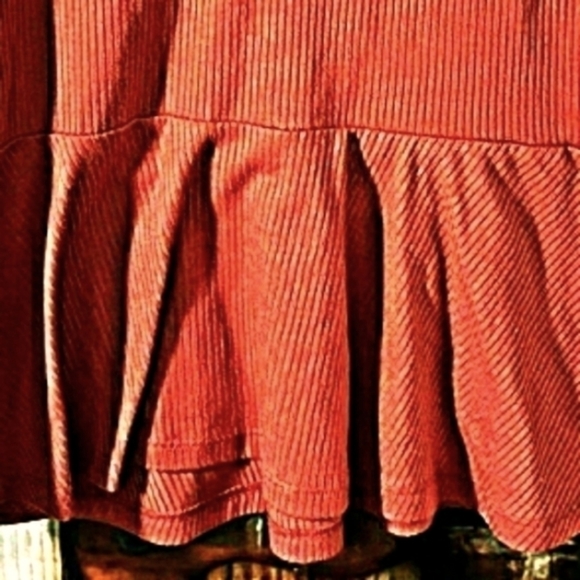 Love + Joy Med Peachy Coral Ribbed Knit Short Sleeves Peplum Mock Turtleneck - Picture 3 of 4